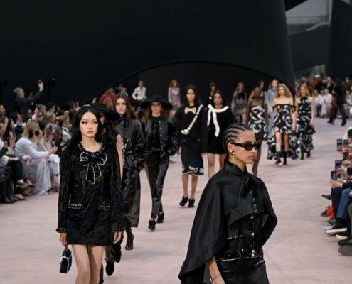 Paris Fashion Week : la capitale de la mode se prépare pour une édition record